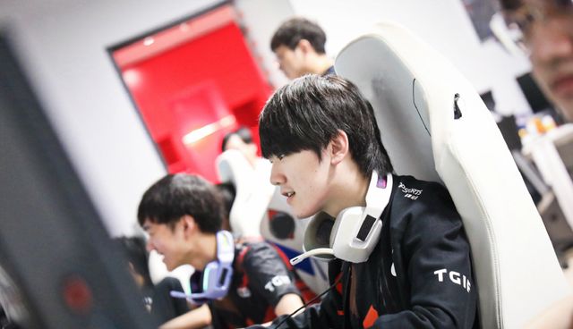 豪门俱乐部 豪门俱乐部