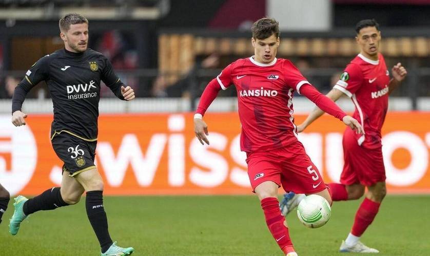 中的一大亮 中的一大亮