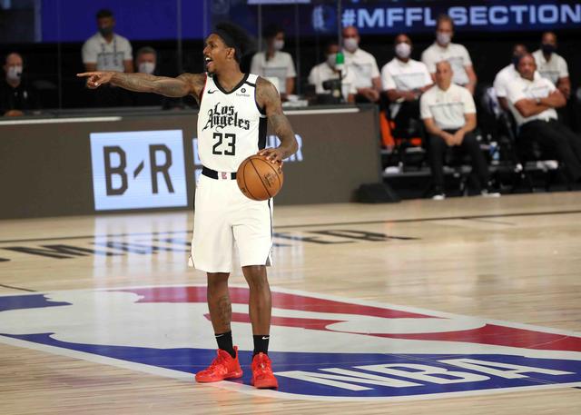 员发展的角 员发展的角